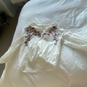 Zara long sleeve flower shirt